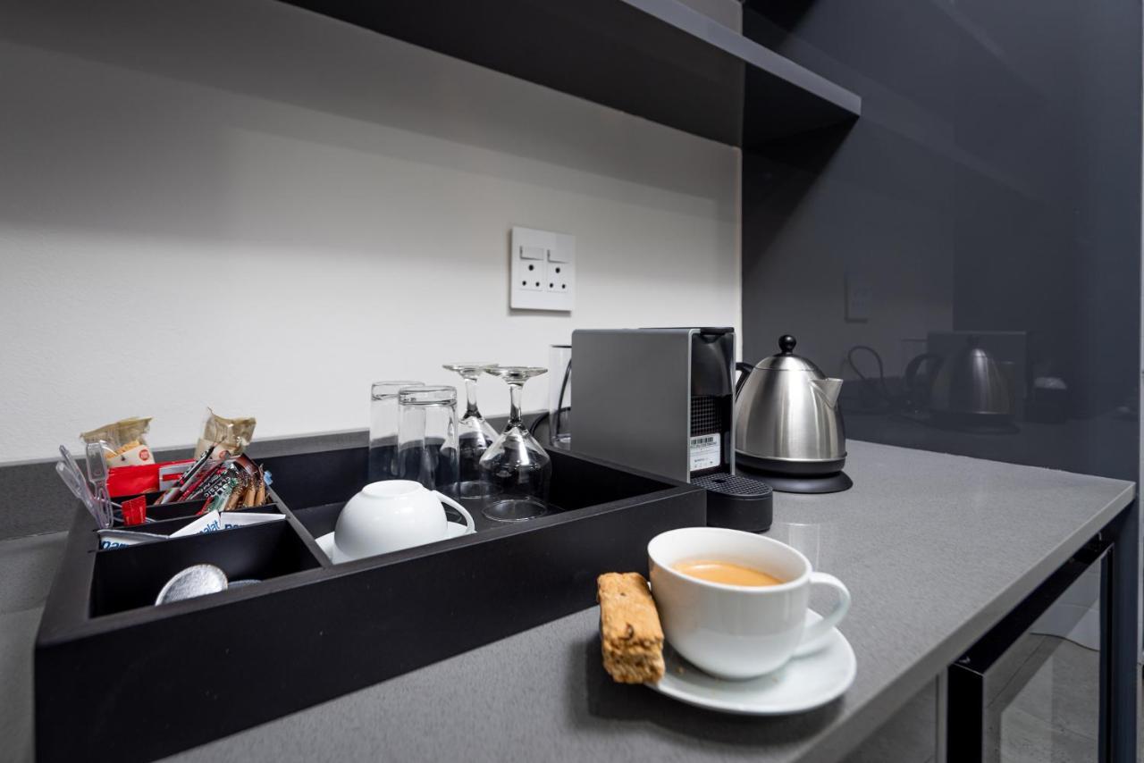 Reserved Suites Illovo Johannesburg Eksteriør bilde