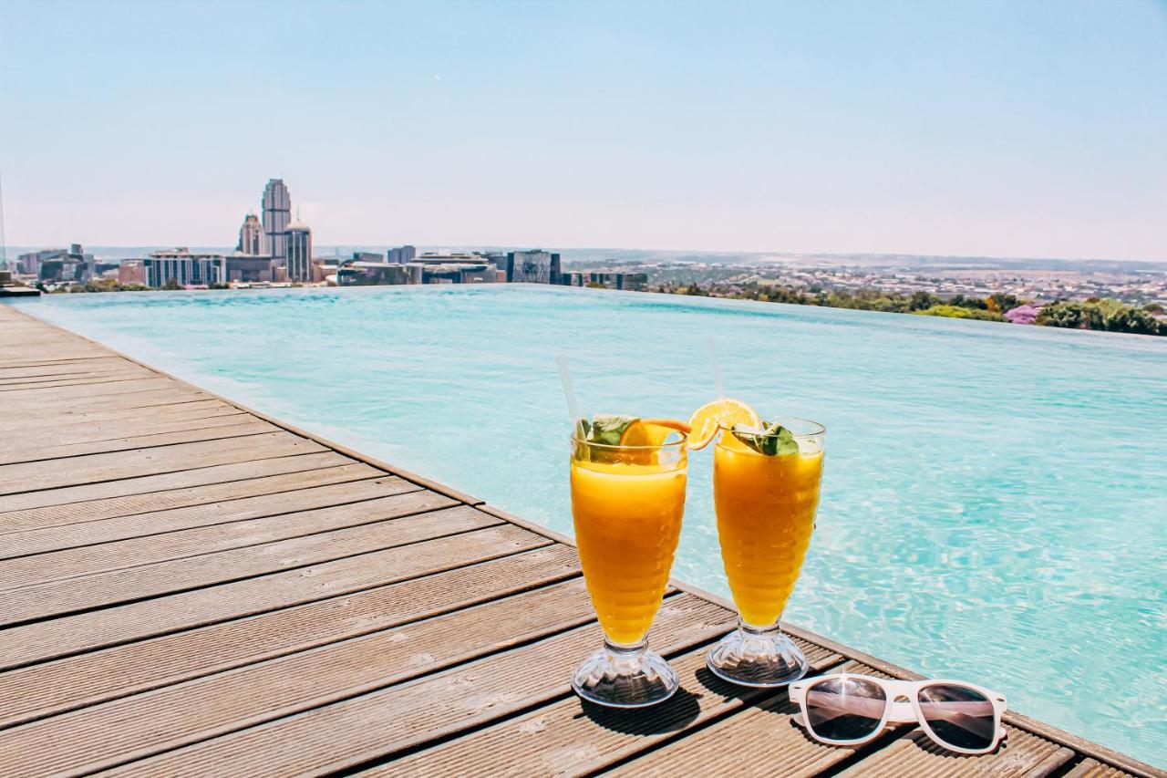 Reserved Suites Illovo Johannesburg Eksteriør bilde