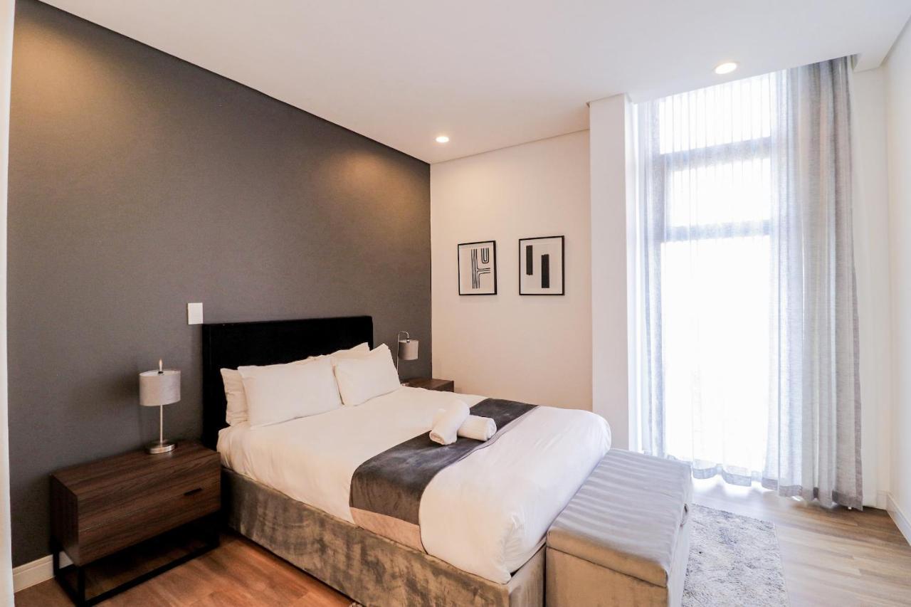 Reserved Suites Illovo Johannesburg Eksteriør bilde