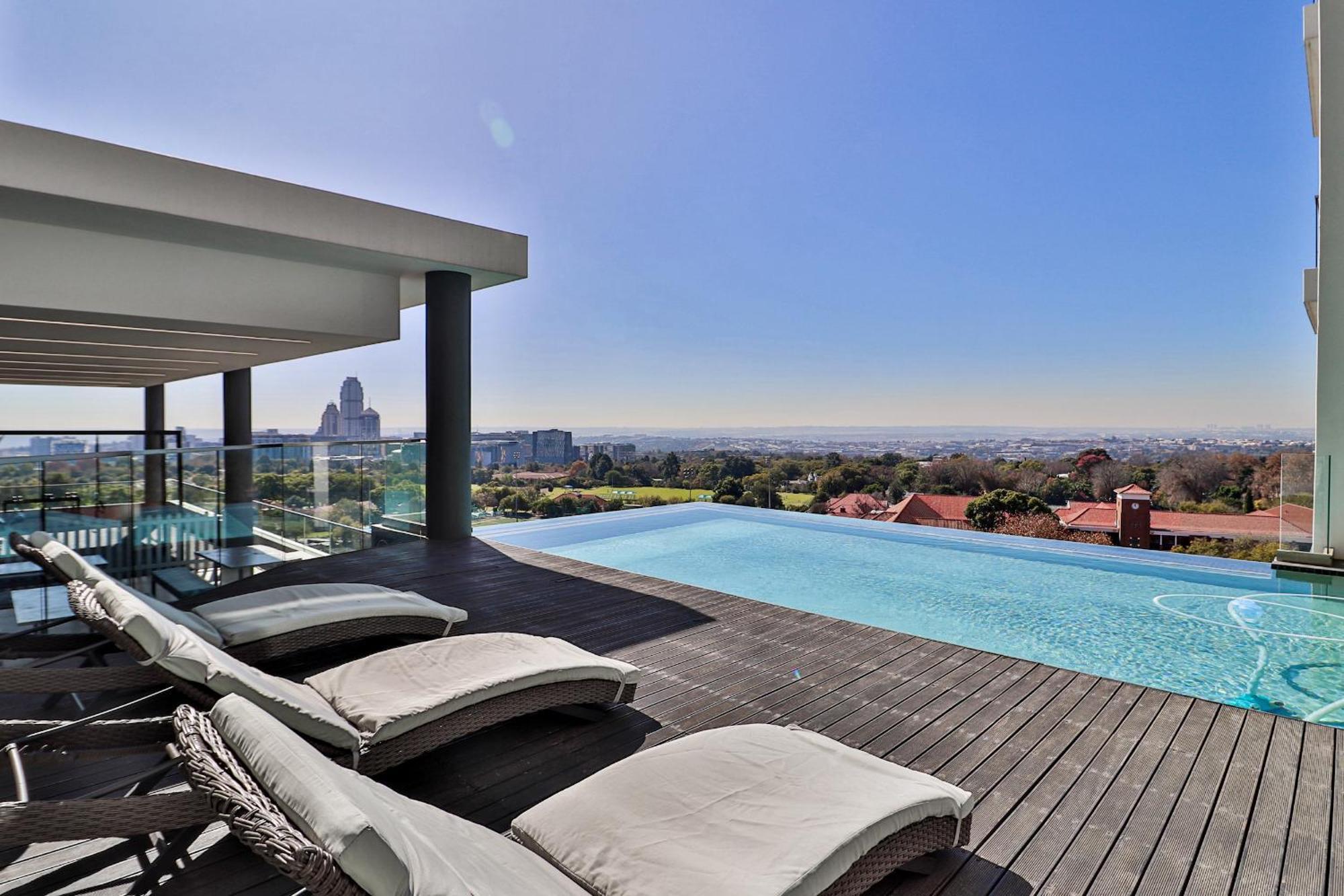 Reserved Suites Illovo Johannesburg Eksteriør bilde
